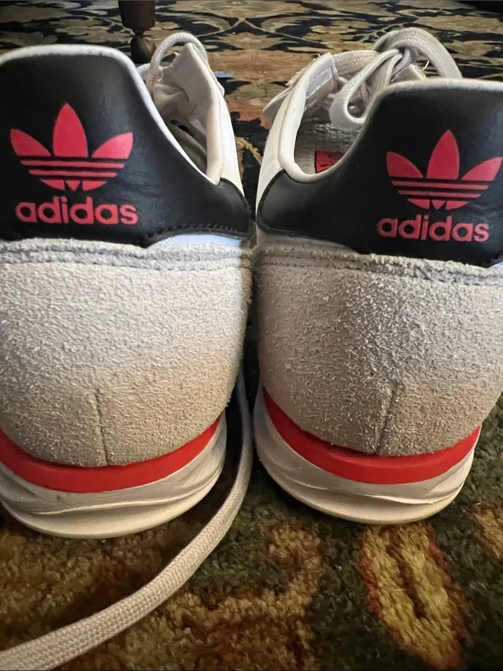 adidas classic sneakers